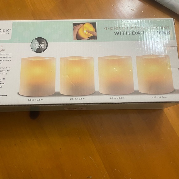 4 Piece LED Candle Set With Built-in Daily Timer by Order Home Collections - Picture 4 of 9